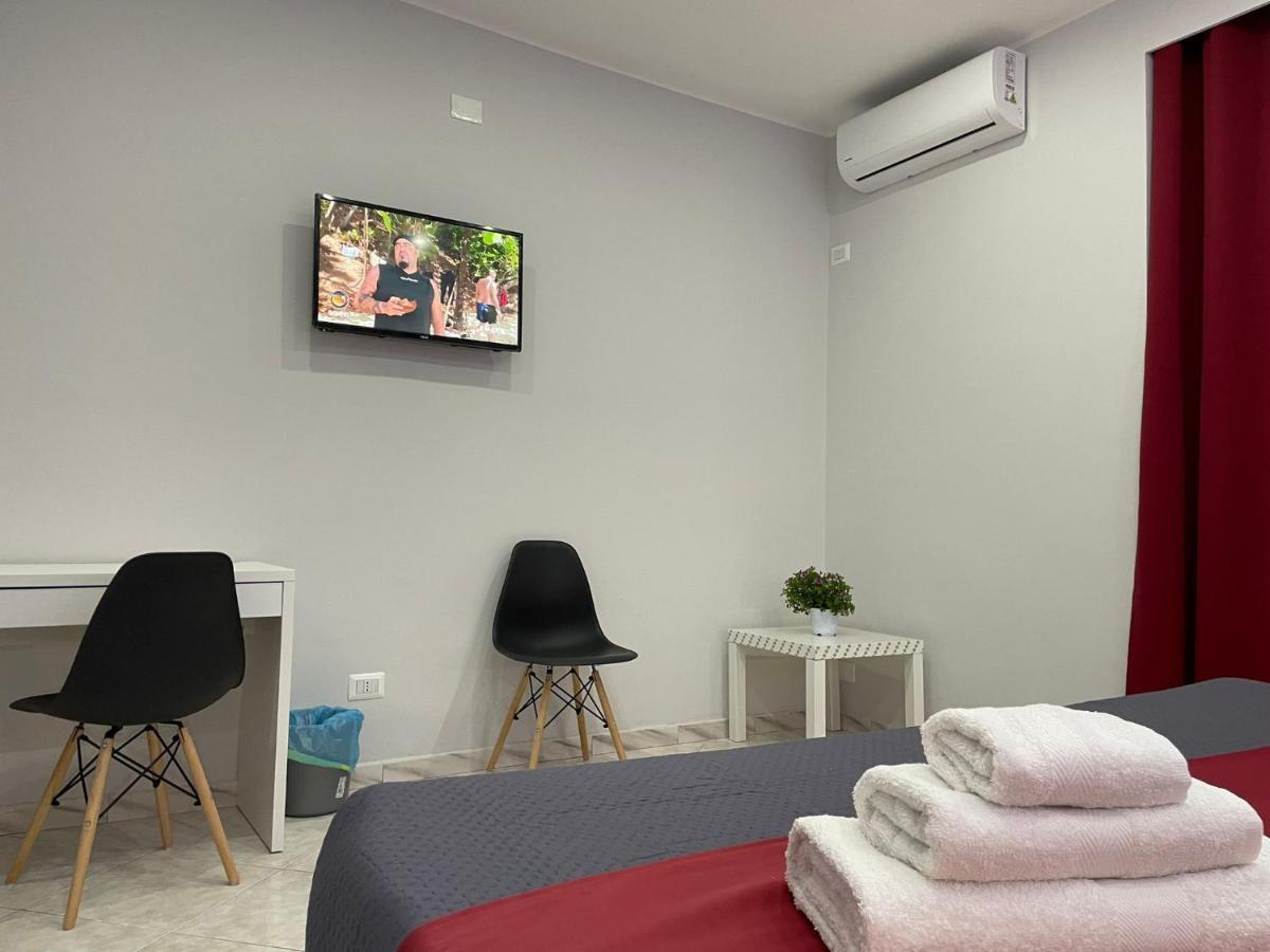 Pacini 88 Rooms And Apartment Catania Centro Exterior photo