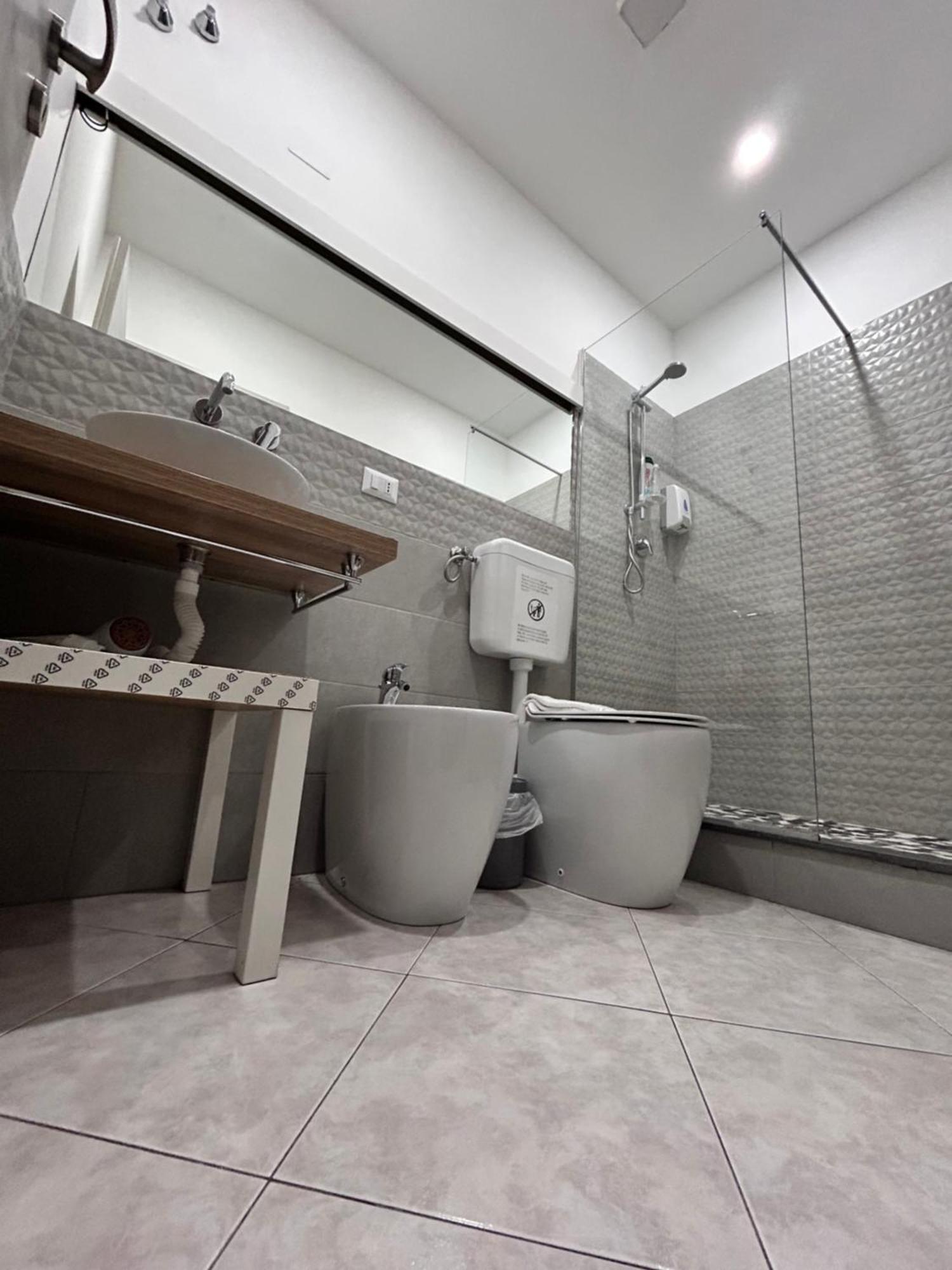 Pacini 88 Rooms And Apartment Catania Centro Exterior photo