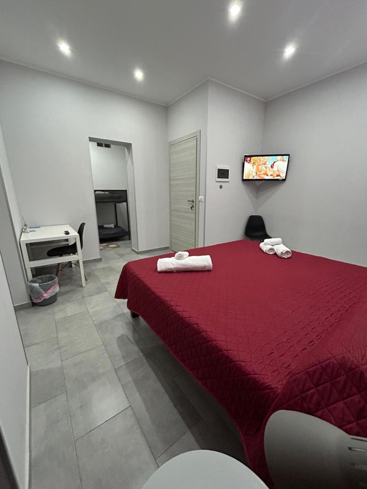 Pacini 88 Rooms And Apartment Catania Centro Exterior photo
