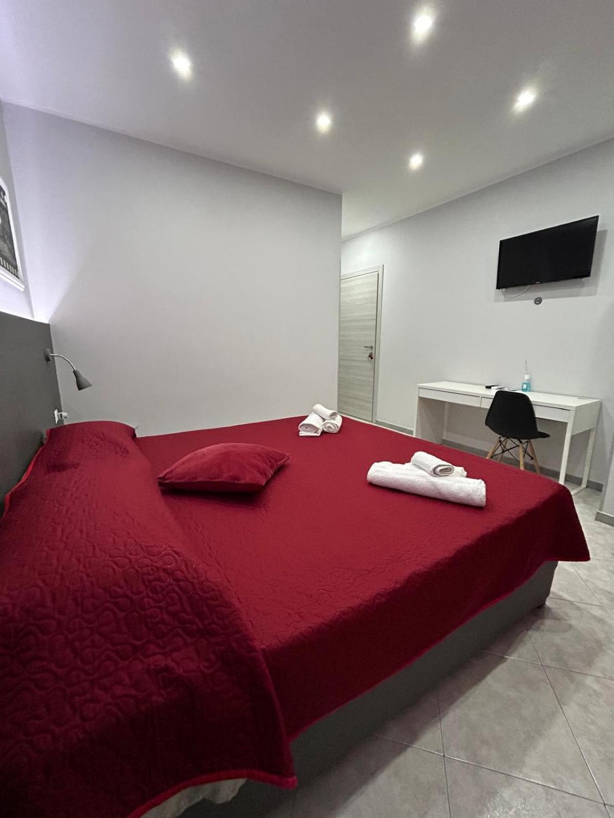 Pacini 88 Rooms And Apartment Catania Centro Exterior photo